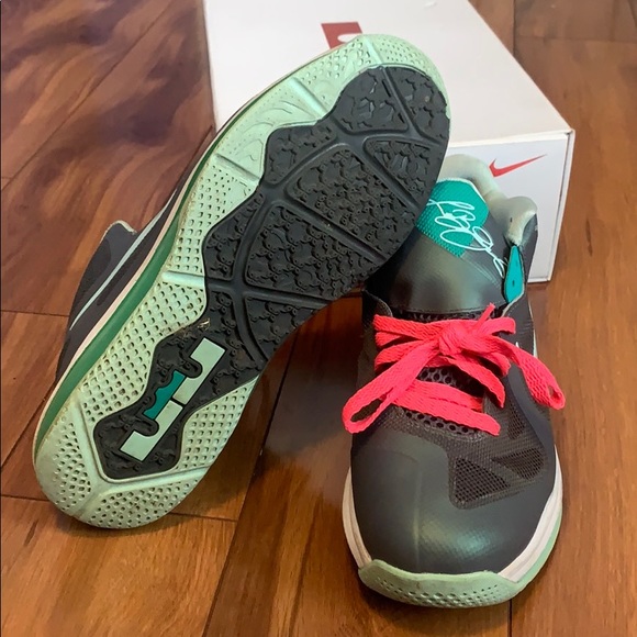 Lebron 9 Lows - Picture 5 of 6